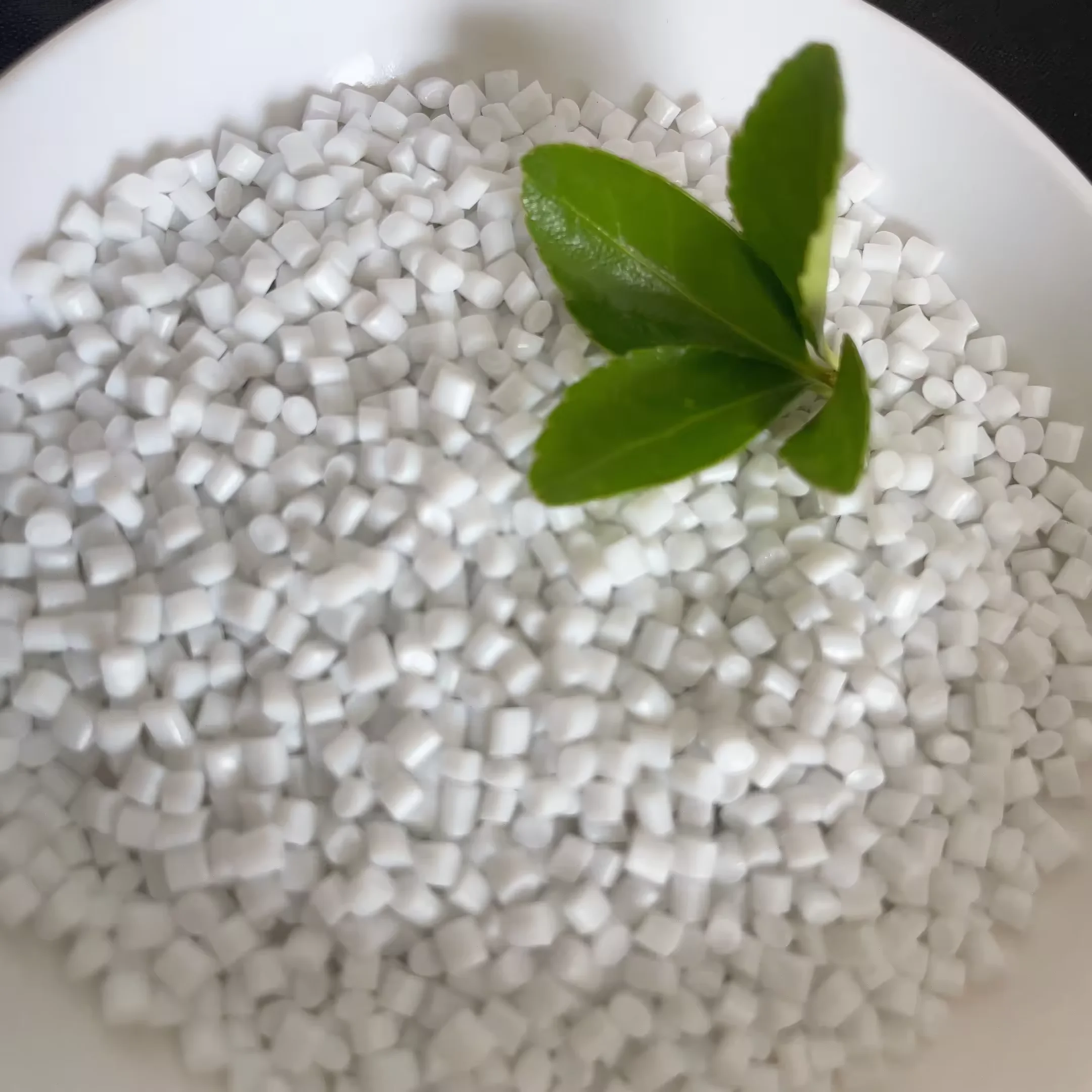 2024 Recycled Pet Pellet Pet 25038-59-9 Plastic Particles Factory Price Of Virgin Pet Granules Full level virgin Bottle Grade