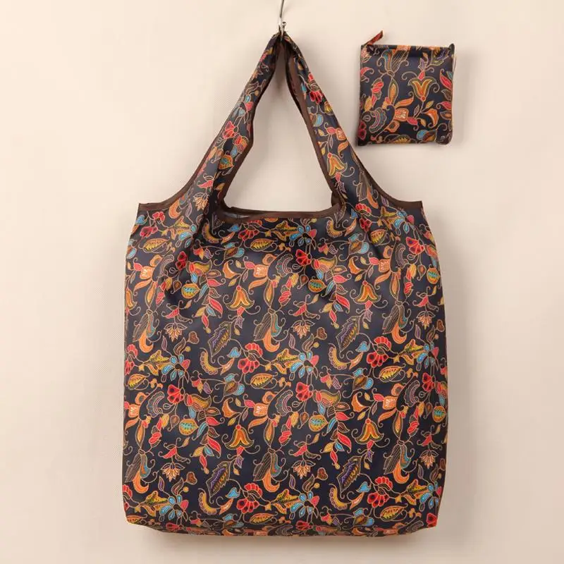 Fashionable Foldable Shopping Bag with Customized Graphics and Low MOQ for Digital Printing in Croatian