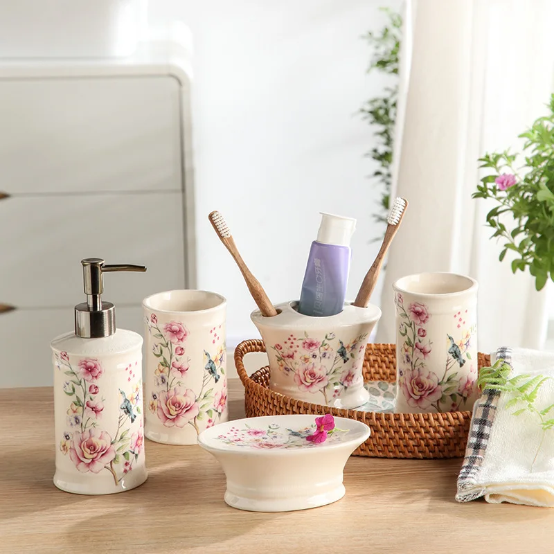 5Pcs Rustic Classical Flower Bird Factory Direct Wholesale Customized Home Hotel Decoration Ceramic Bathroom Accessories Set