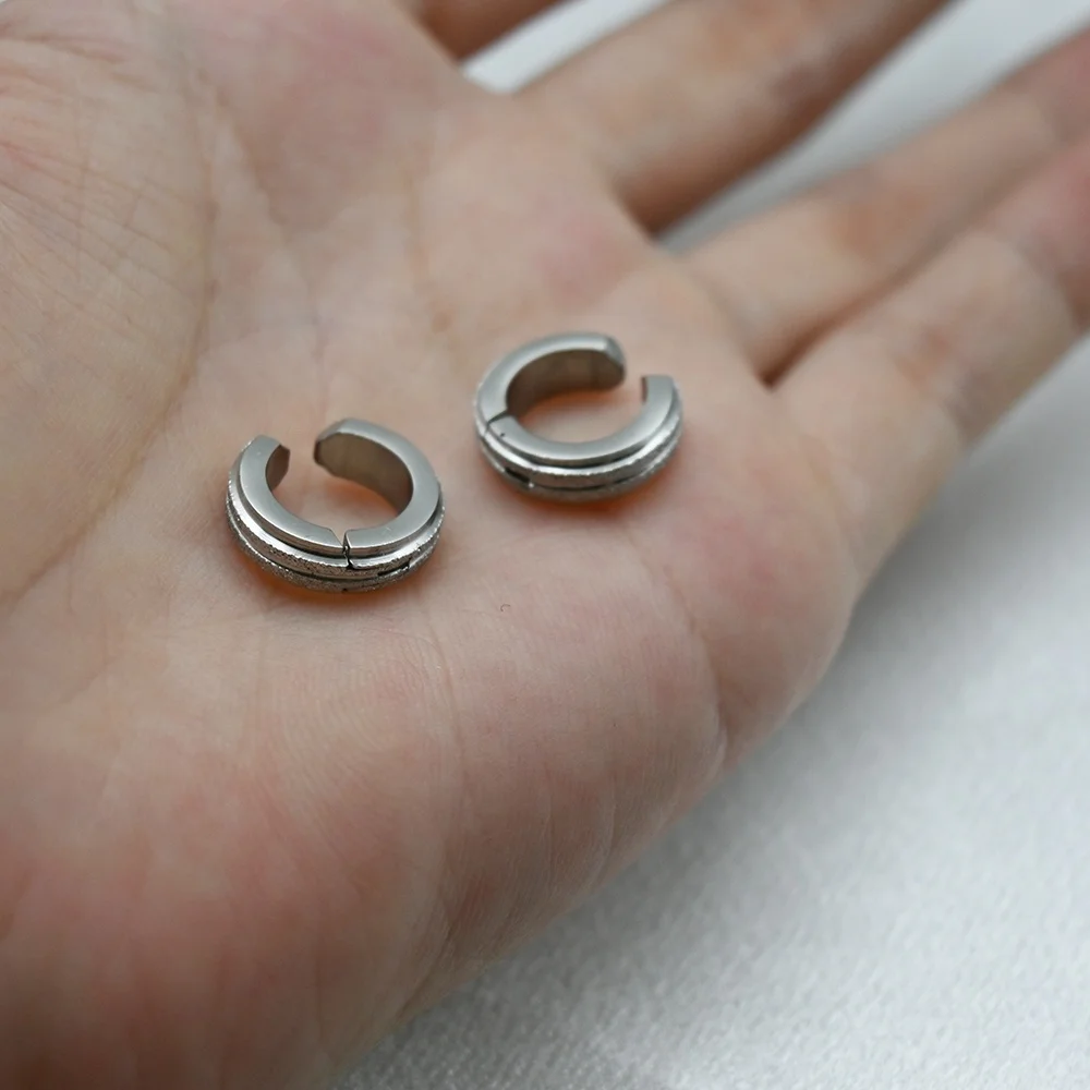 High Quality Silver Color Matte Earrings 316L Surgical Steel No Piercing Brushed Clip On Earring For Men