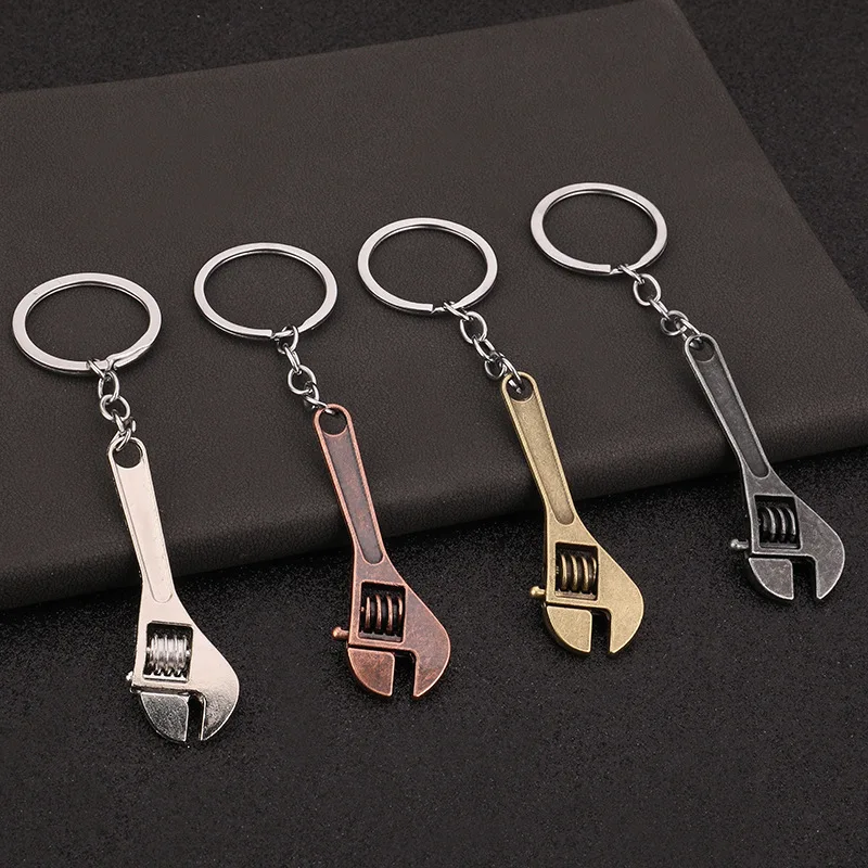 Hot Selling Mini Tool Keychain Portable 0-4cm Tiny Vernier Caliper Cart Token Boxing Gloves Spanner Tool For Bag Car Pendant