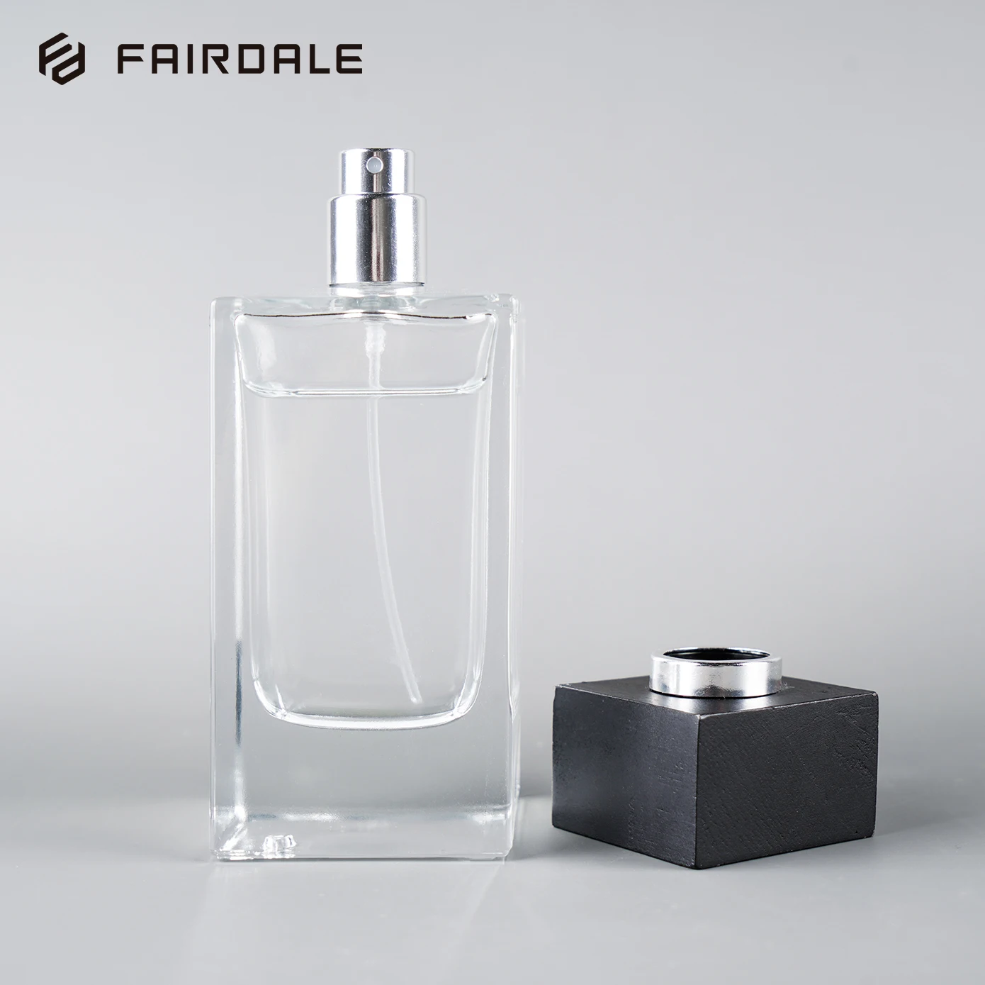 High Quality Arabic Bottles Glass Square 100ml Luxury Empty Perfume Spray Bottle With Wood Cap