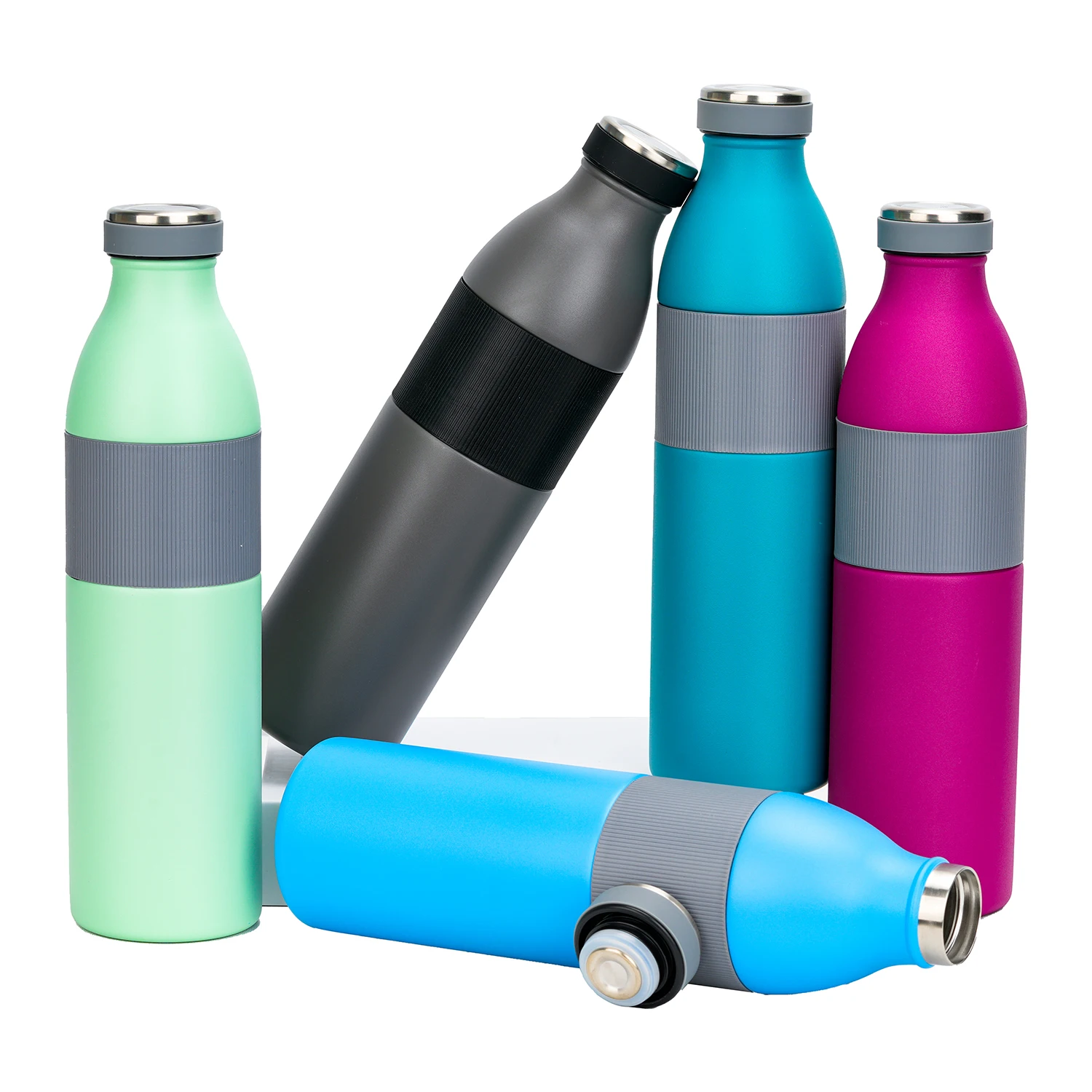 2024 New Design Vacuum Metal Cup Stainless Steel Travel Cup Magnetic attraction Tumbler with Lid and Straw