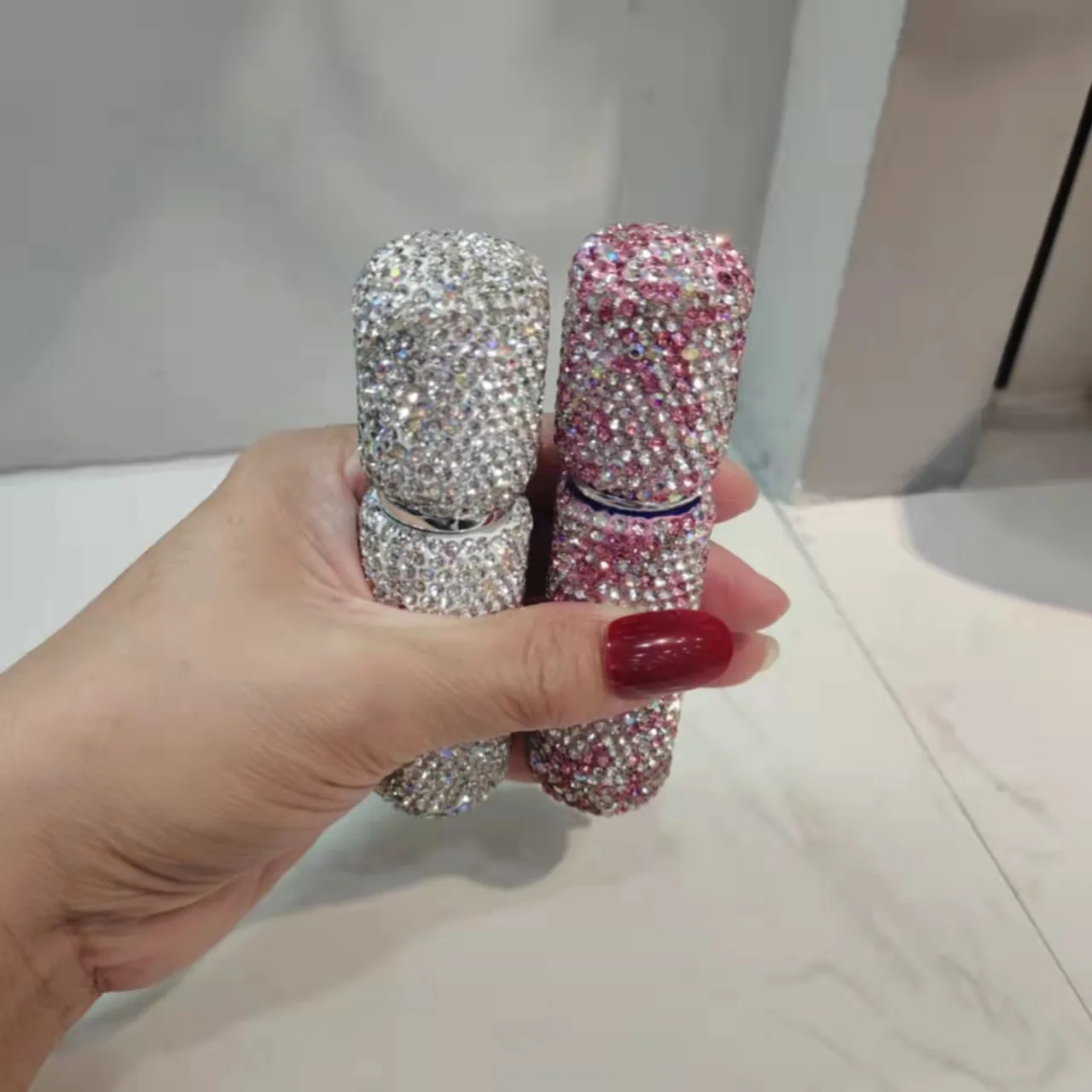 Custom Portable Mini Refillable Crystal Spray Bottles Bling Empty Perfume Spray Bottles Rhinestone Cosmetic Mist Perfume Bottles