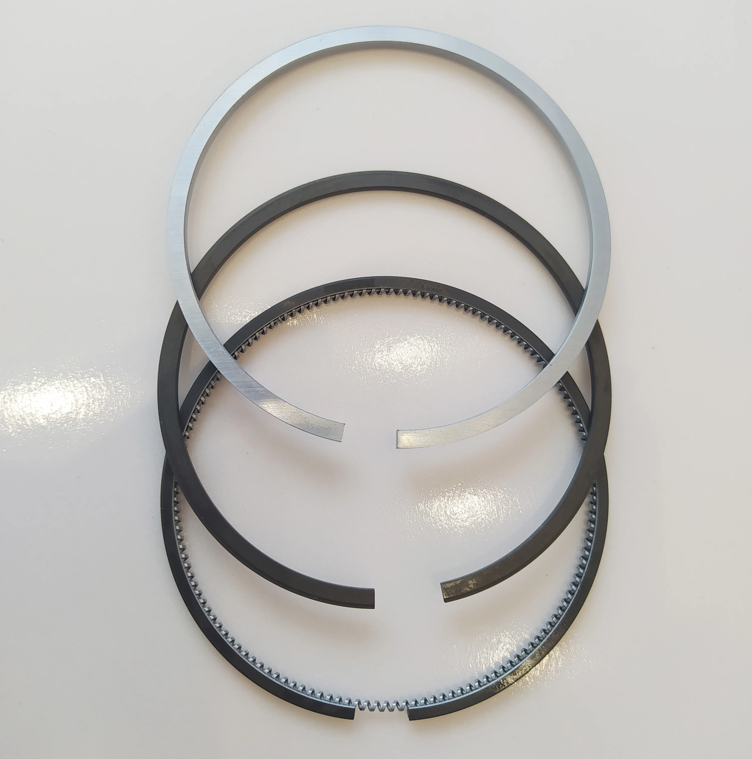 MAHLE Manufacturer 65.02503-8236 Diesel Engine D2366 Piston Ring for Doosan