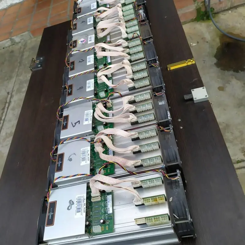
Hot Sell bitmain antminer s17e 64th bitcoin miner S9 S9j S9i 14.5th 13.5th 14th/s Asic With Good product quality 