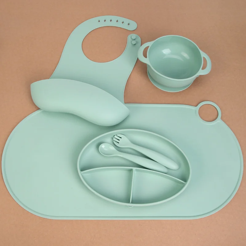 New Arrivals Bpa Free Eco-Friendly Newborn Food Grade Silicone Kids Dining Tableware Bowl Spoon Baby Feeding Set