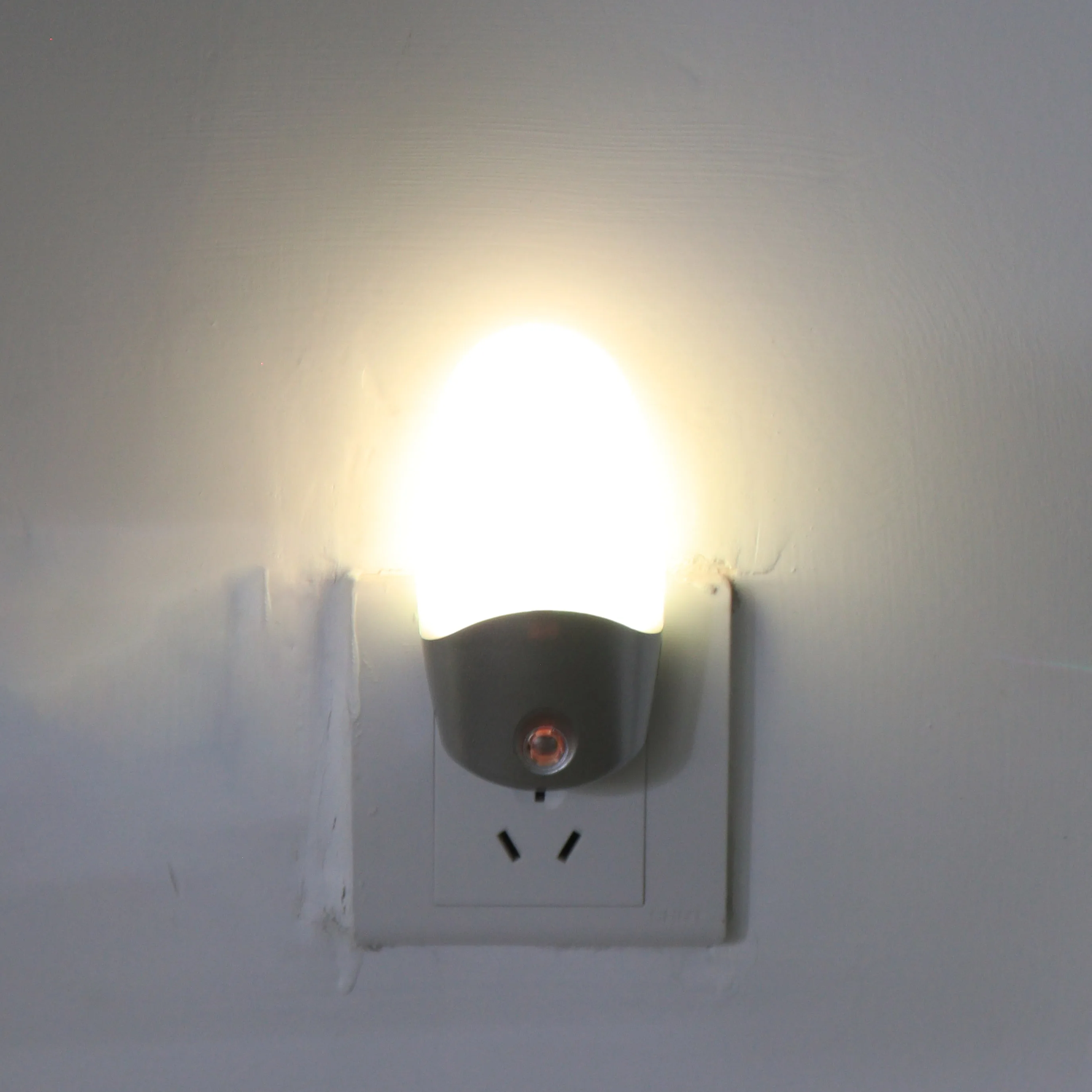 Promotion gift led night lamp baby colorful wake up light sensor plug in led night light with ul listed