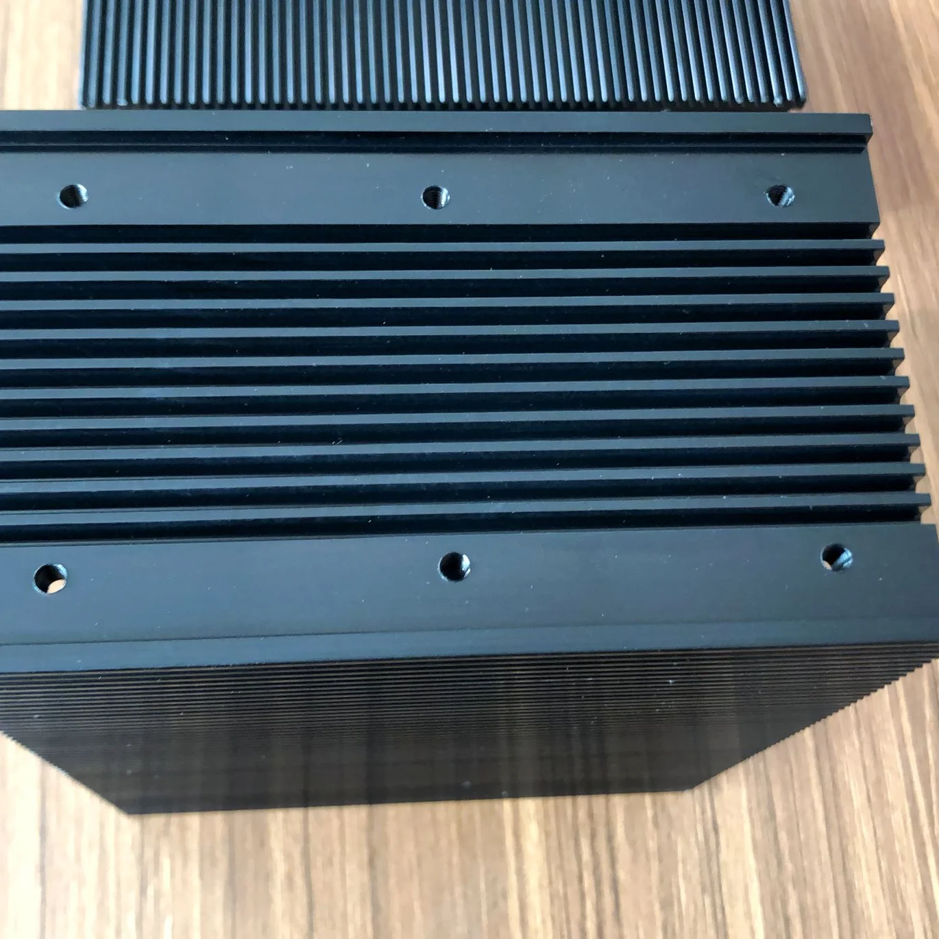 New profile extruded aluminum heatsink /radiator