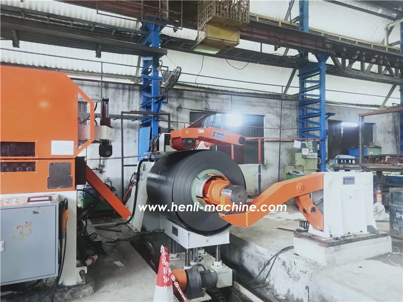 
automatic hydraulic steel coil uncoiler machine 