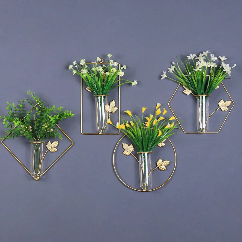 Wholesale Suppliers Home Nordic Luxury Hydroponic Container Arrangement Glass Vase Metal Art Wall Pendant Room Decor Aesthetic