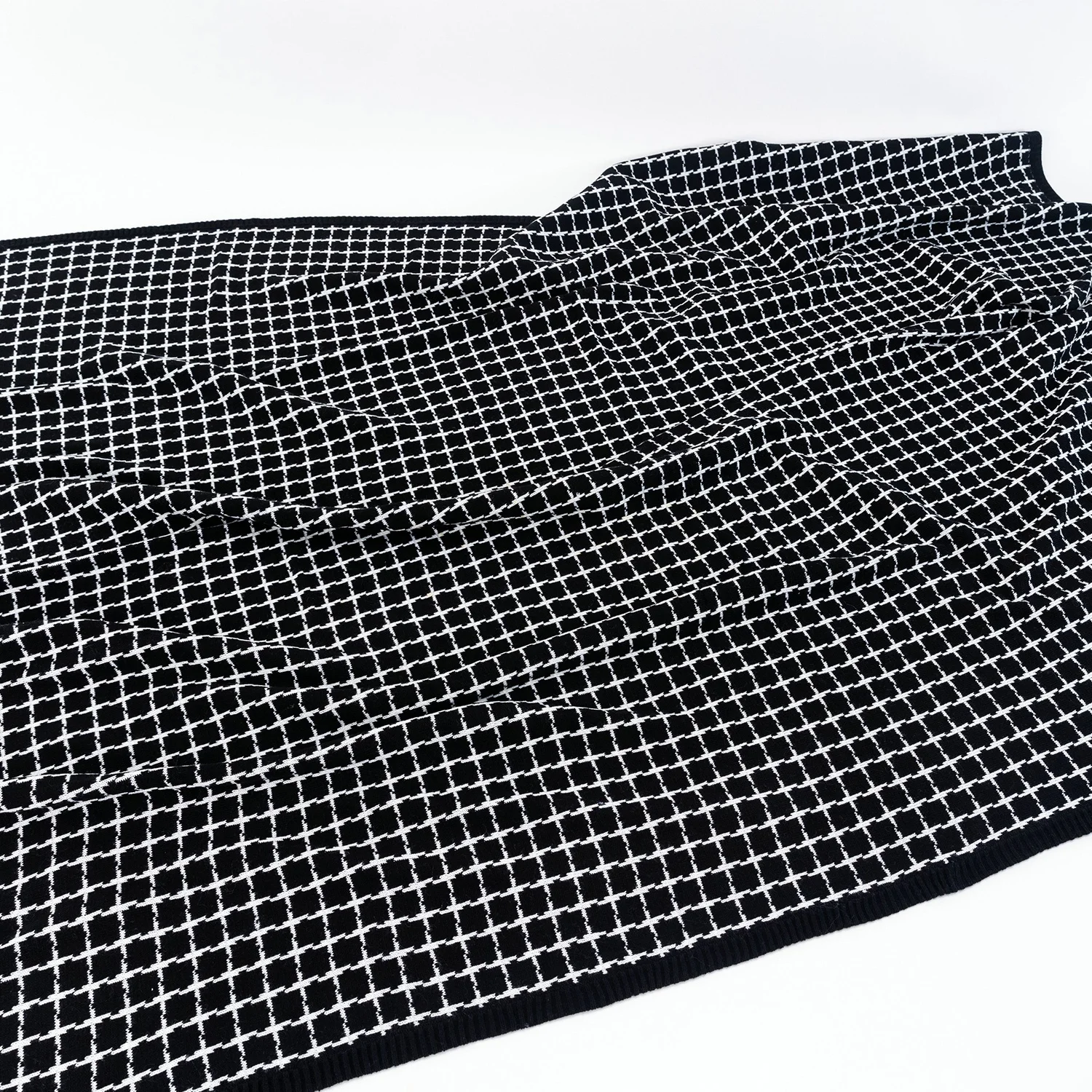 Custom Camping Sofa Couch Living Room Bedspread Grids Plaid Nap Reversible Geometric Checks Knitted Hemming Throw Cover Blanket