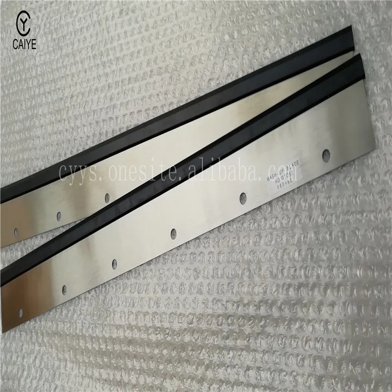 69.010.180F 6 Holes Wash Up Blade For HDB Offset Printing Machine Parts GTO52 Wash Doctor Blades
