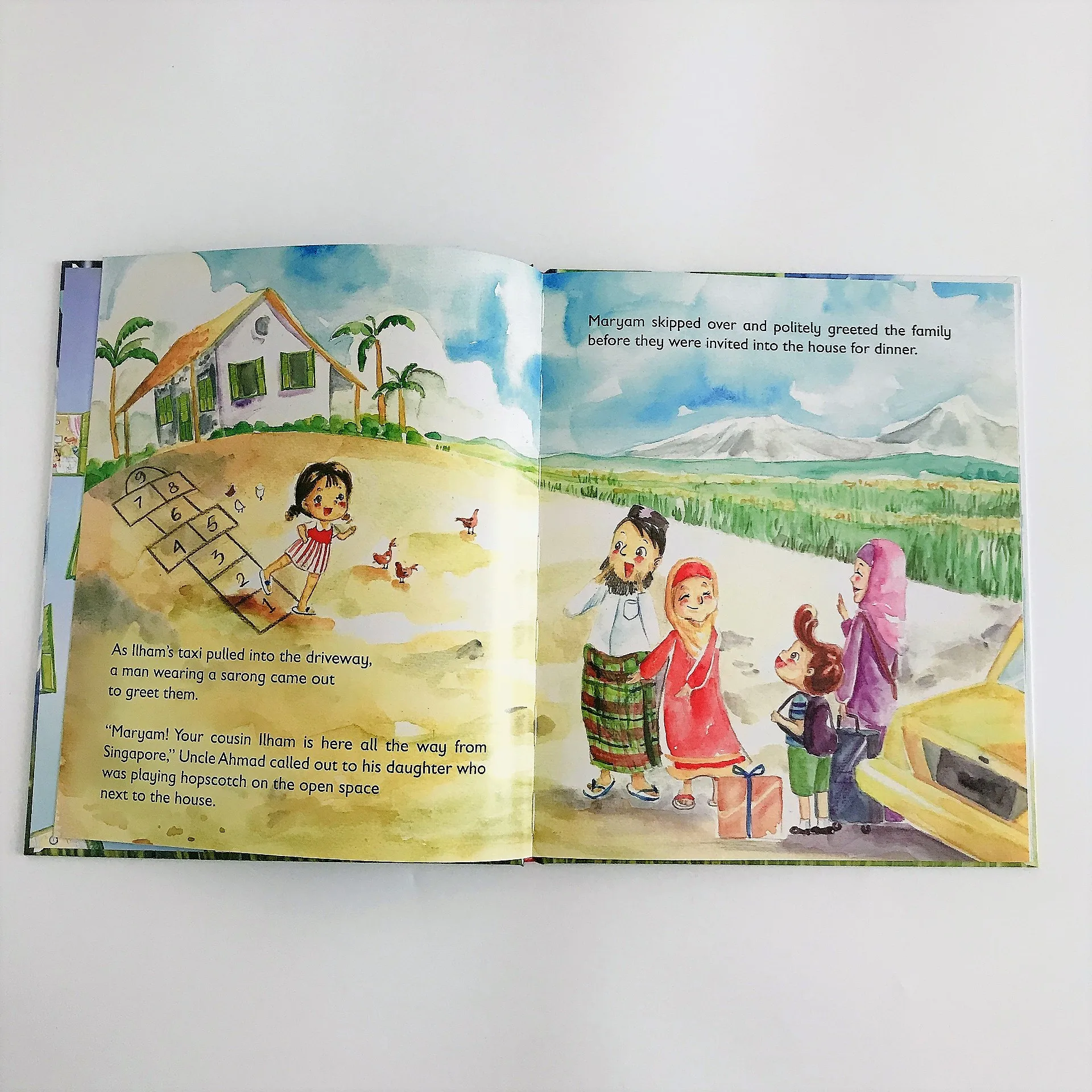 Chinese printer Kingprint printing hardcover story picture children book with spot UV printing