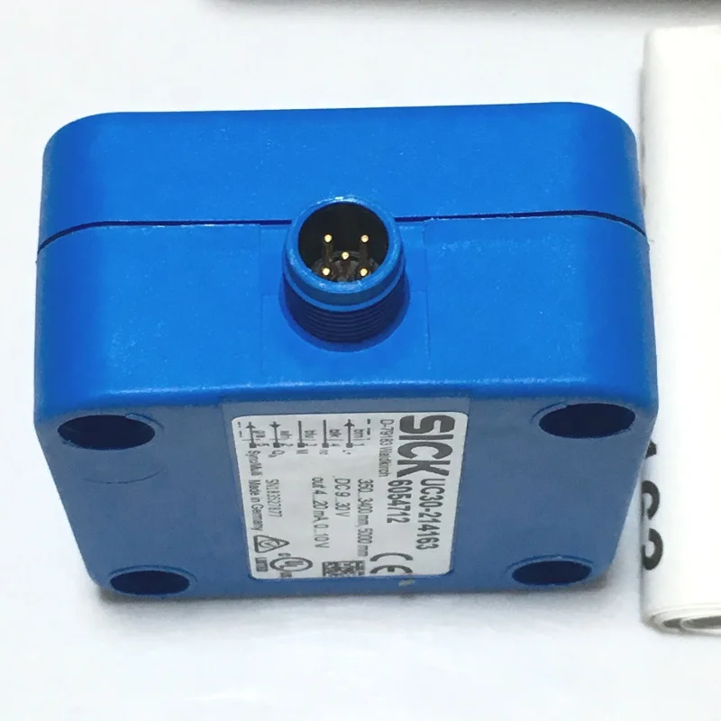 UC30-214163 6054712 new original Operating range 350 to 3400mm M12 5 pin ultrasonic sensor UC30 / UC30-214163