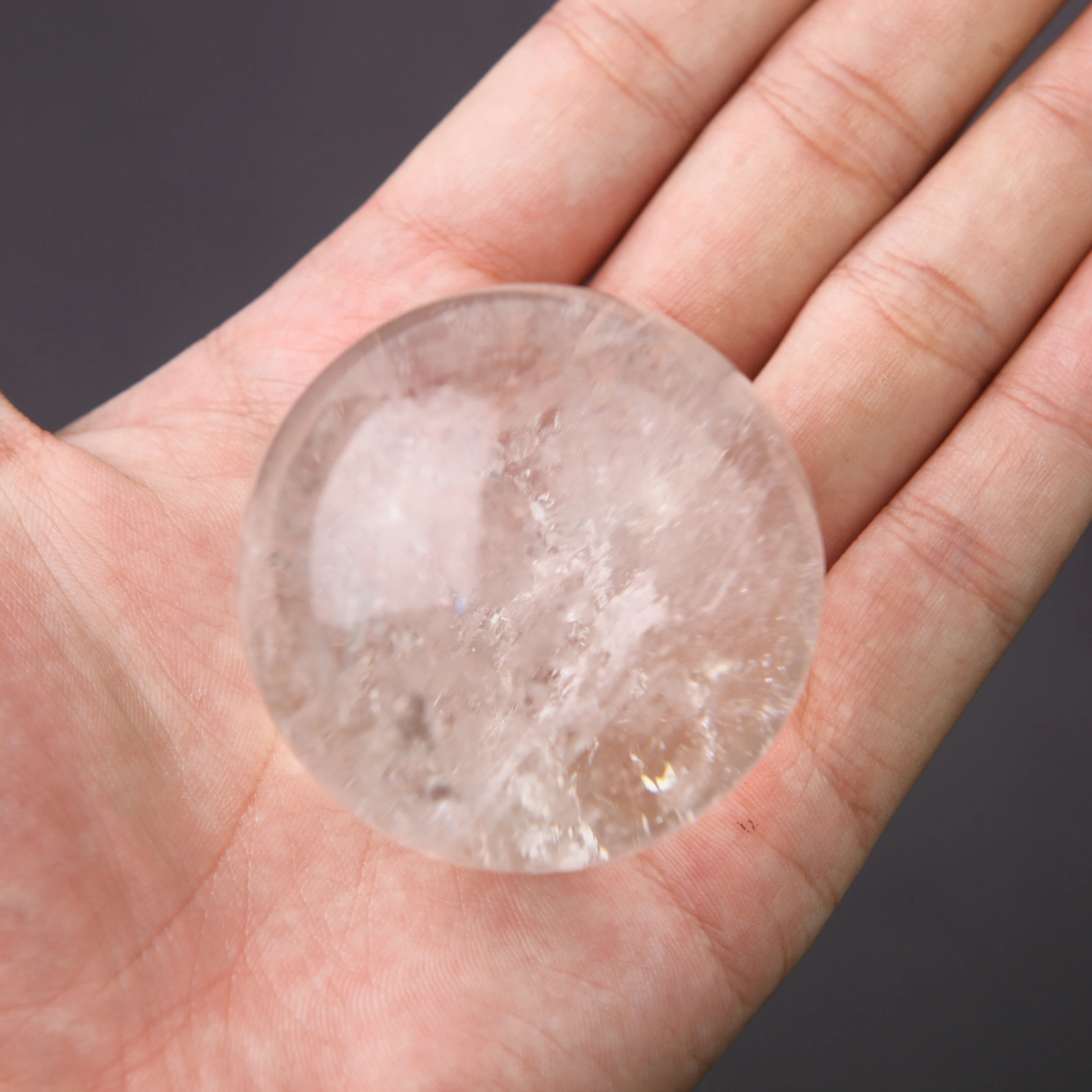 Wholesale Smelting Stone Quartz Treat Sphere Healing White Crystal Balls