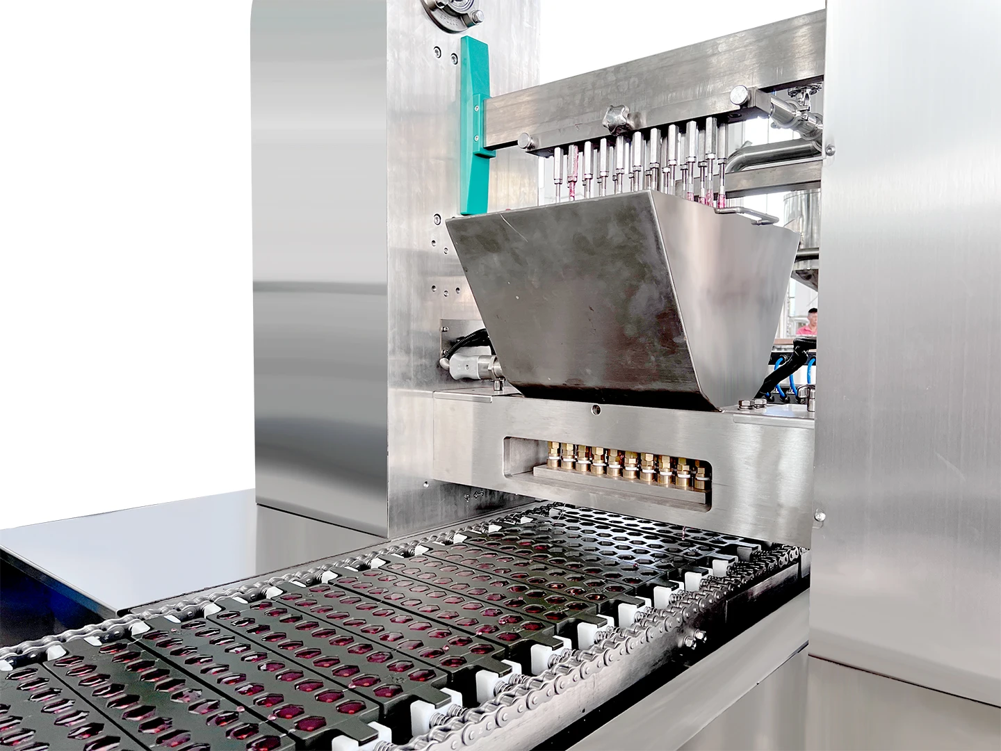 Famous brand motor sour and sweet gummy candies making machine automatic central-filled soft candy making machine