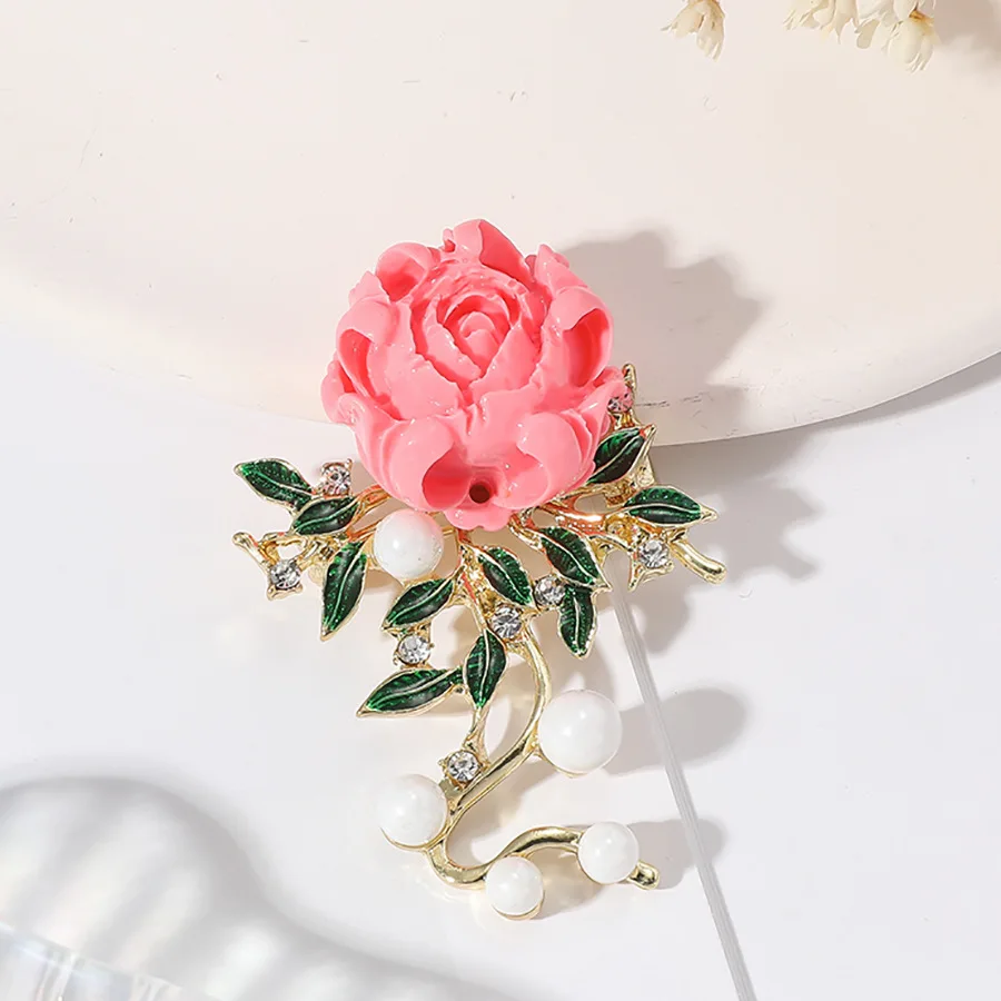 Chinese Style Luxury Pin Personality temperament Drop Oil leaf set diamond pearl Peony brooch Banquet jewelry for women