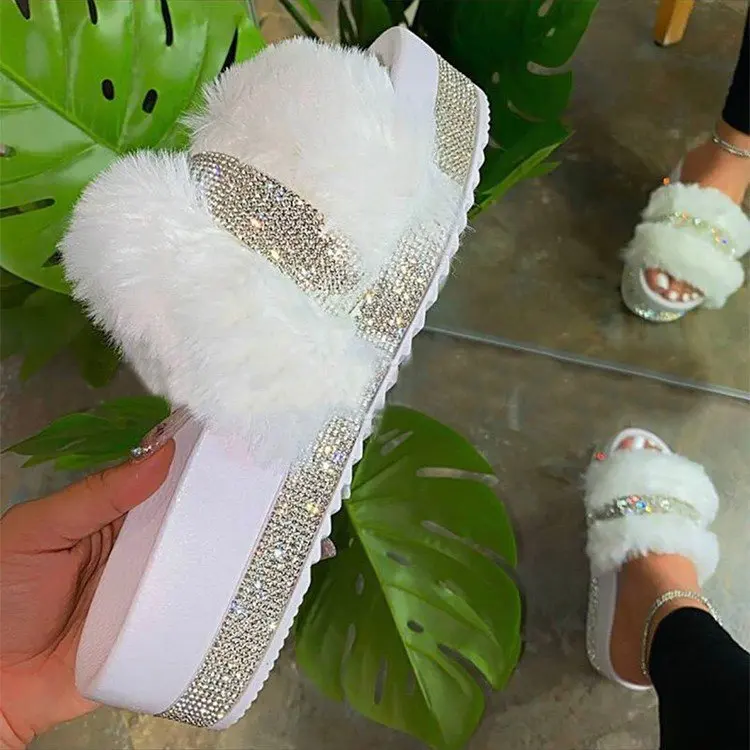 
Designer Branded Comfortable Cozy Plush Womens Diamond PVC Slipper Faux Fur Slides Heel Flip Flop Women Thick Slippers 