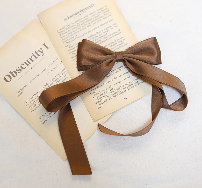 Vivian, ленточный штифт, Сделано в Корее, это ленточный штифт с ремешком, который добавляет романтическое прикосновение, оптовый заказ доступен