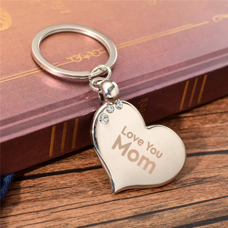 2021 Super Quality Customised Love MOM Keychain Delicate Gift Heart Shape Key Chain