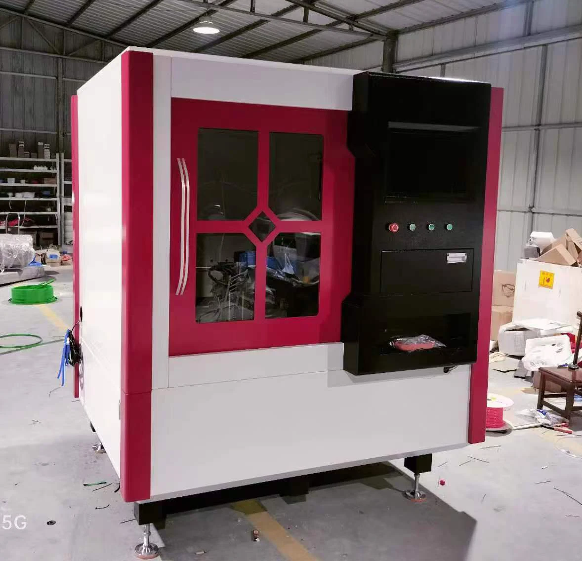 stainless steel Cut Equipment carbon steel Cutter 1390  metal Fiber Laser Cutting Machine with surrounding cover