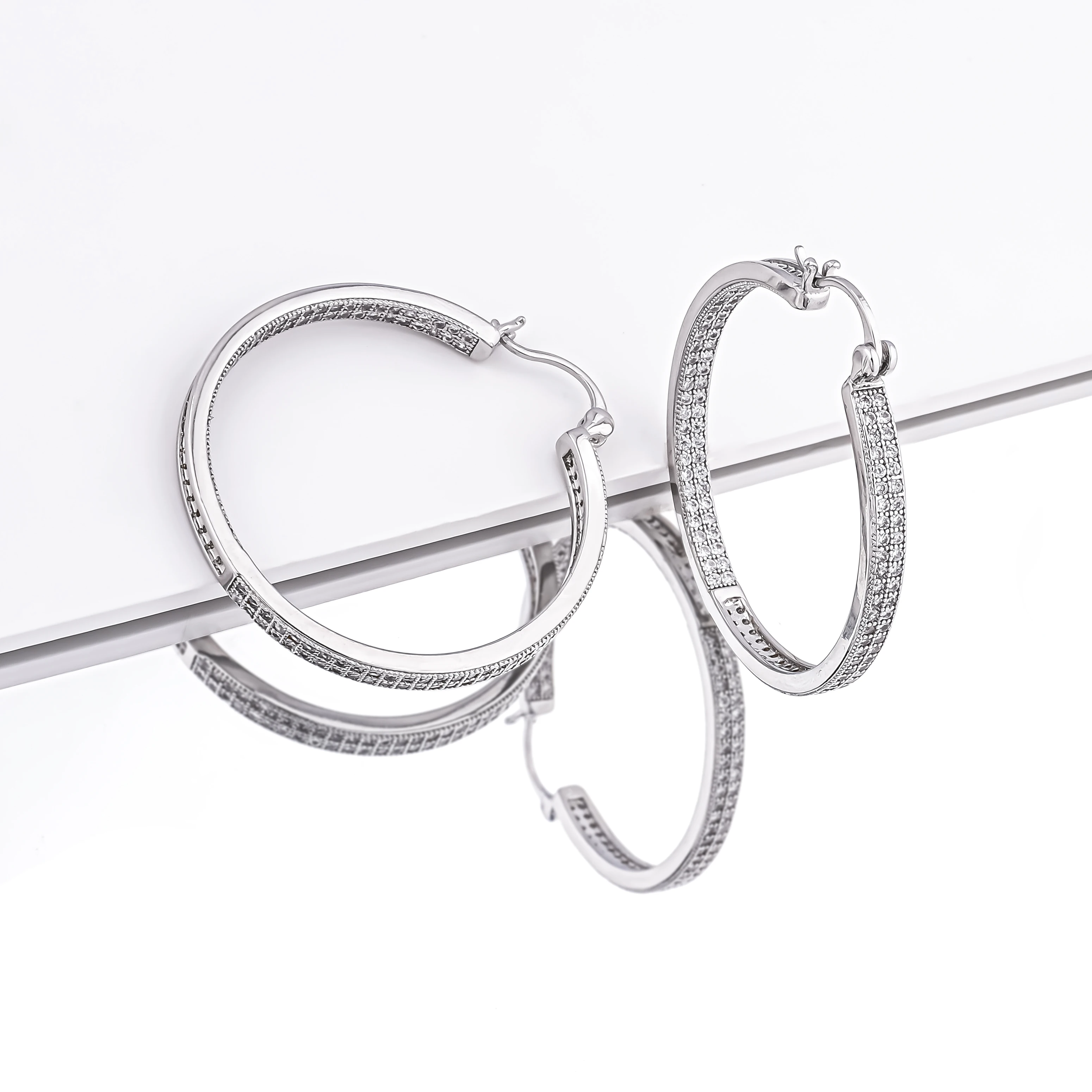 Design hip hop round hypoallergenic large rhinestone 18k gold silver plated earring big size zircon women huggie hoop earrings