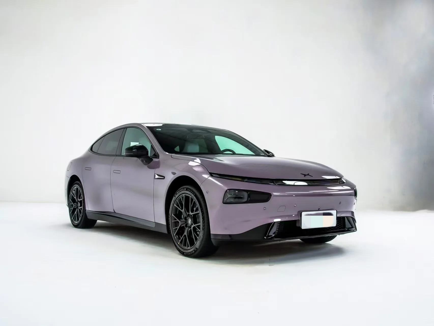 New energy resources vehicles China electric vehicles sell hot pure electric vehicles Xpeng P7i 702 Max 2024