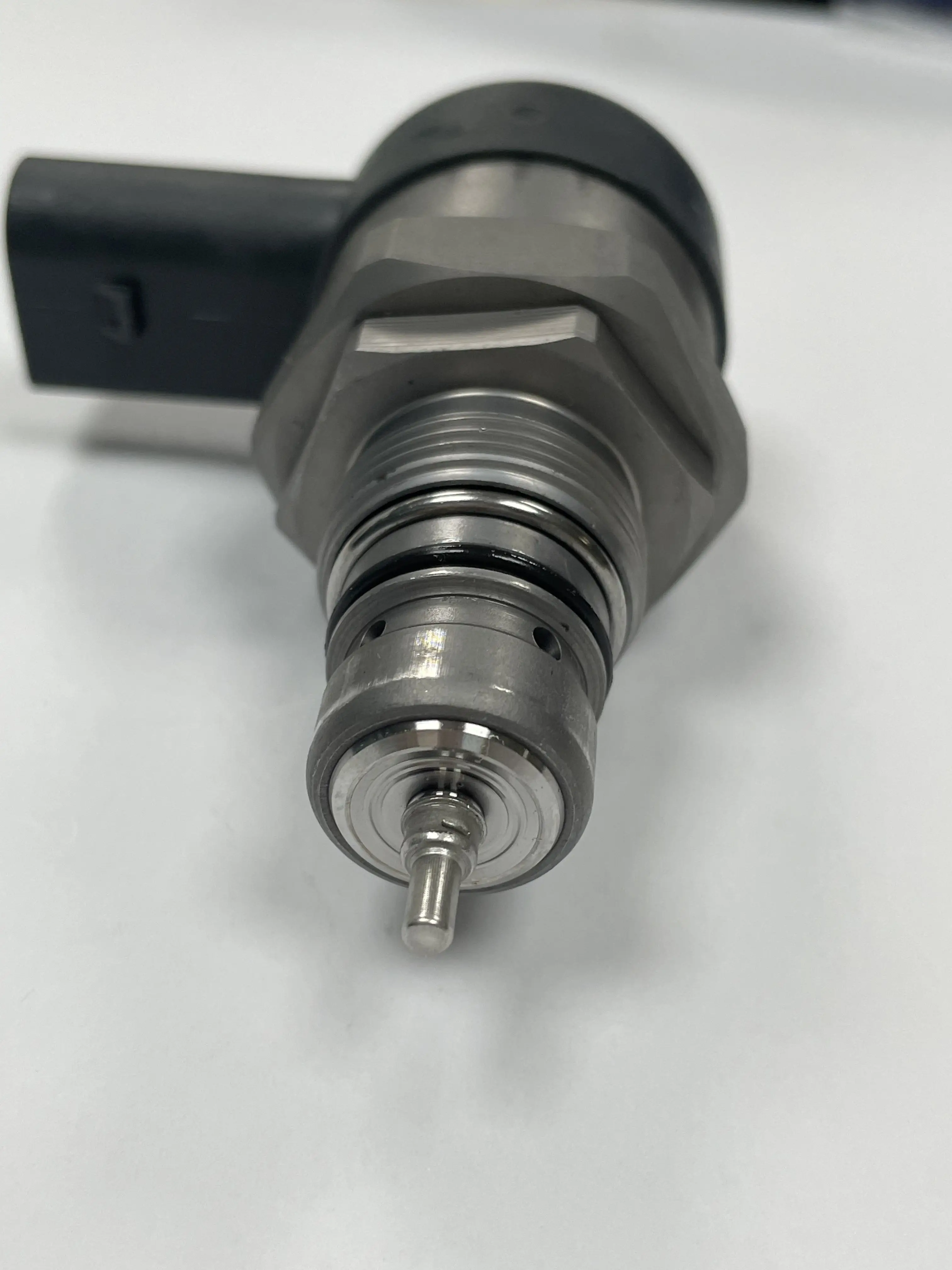 Metering Solenoid Valve 0928400481 0928400728 294200-0130 4S4-Q9G586-AA For IVECO Eurocargo Great WallHino Fordlll Fiat Peugeot