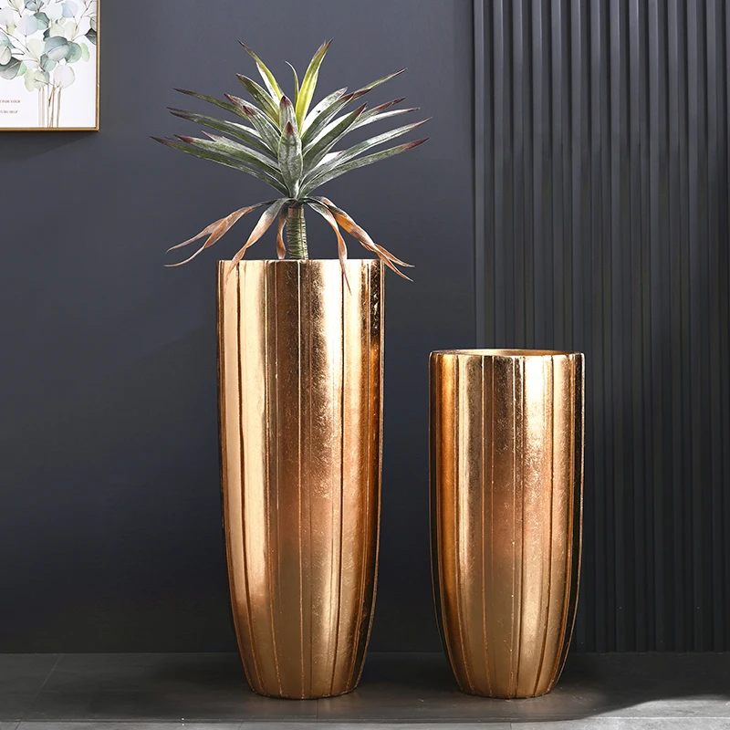 70/90cm Gold Flower Vases Home Decor Luxury Vases Flower Pots Factory Direct Sales Fiberglass Floor Vase Luxury Gold Planter