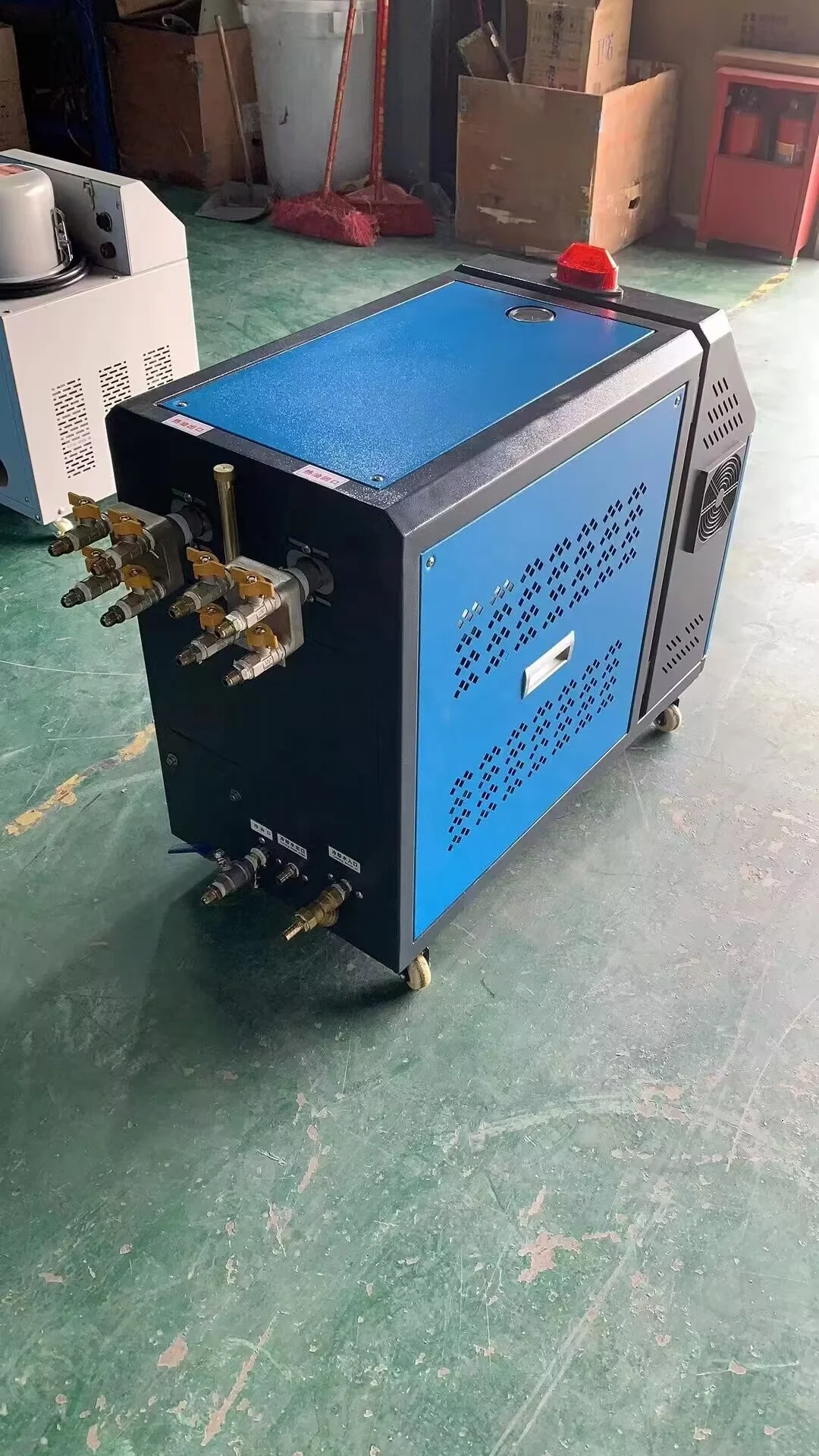 Water Transport Mold Temperature Chiller Temperature range 30~100 degree 6KW Heating Capacity 60KG Chiller