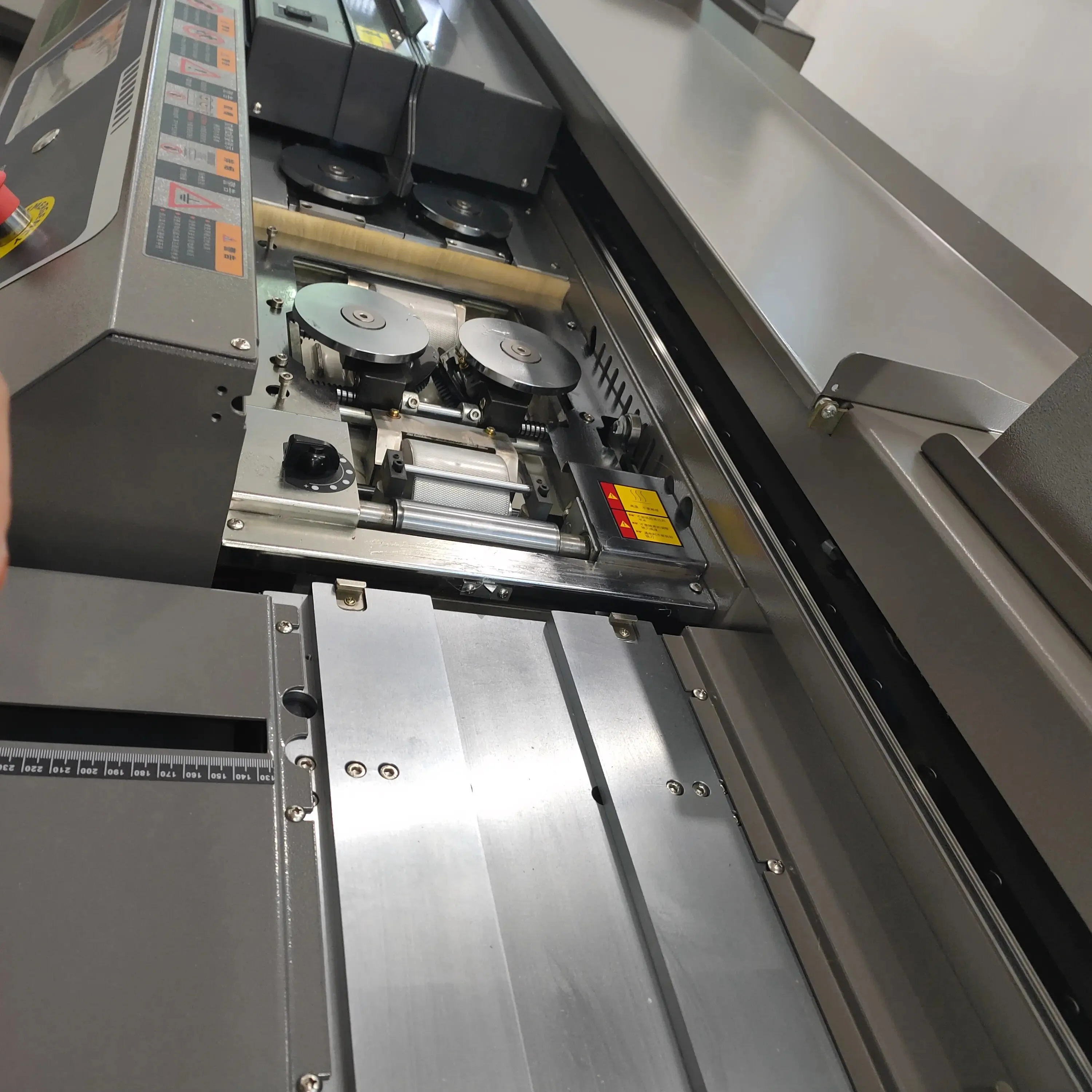 FRONT A3 Side Glue Hot Melt Glue Perfect Binder Machine with CE C80