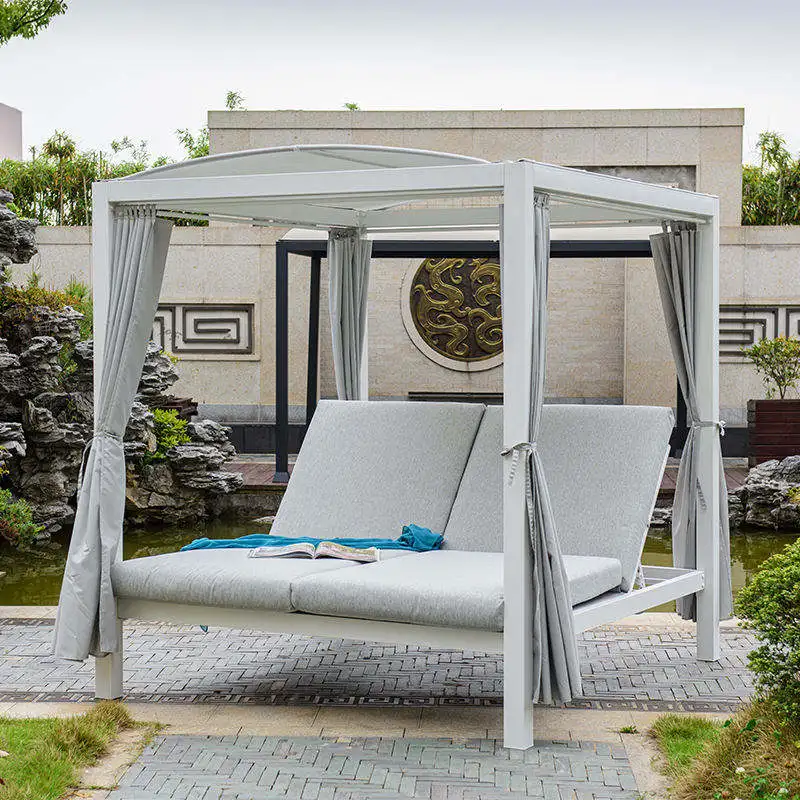 High Quality Luxury Dubai Style Indoor Lounge Chair Swimming Pool Sun Lounger Poly Rattan Outdoor Garden Gazebo Bed