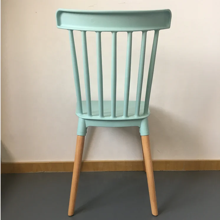 Hot Sale modern wedding furniture plastic Wood Chiavari Banquet chair for event and banquet