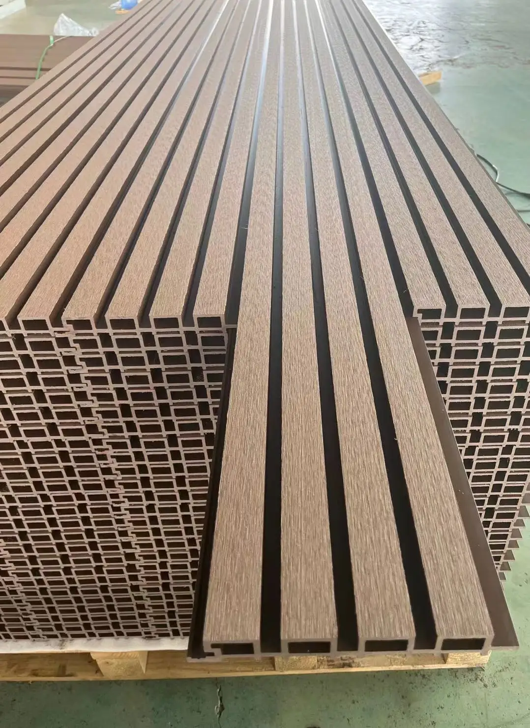 Wholesales cladding Fence Durable Profile Machine Flute panel AL-K219-26B