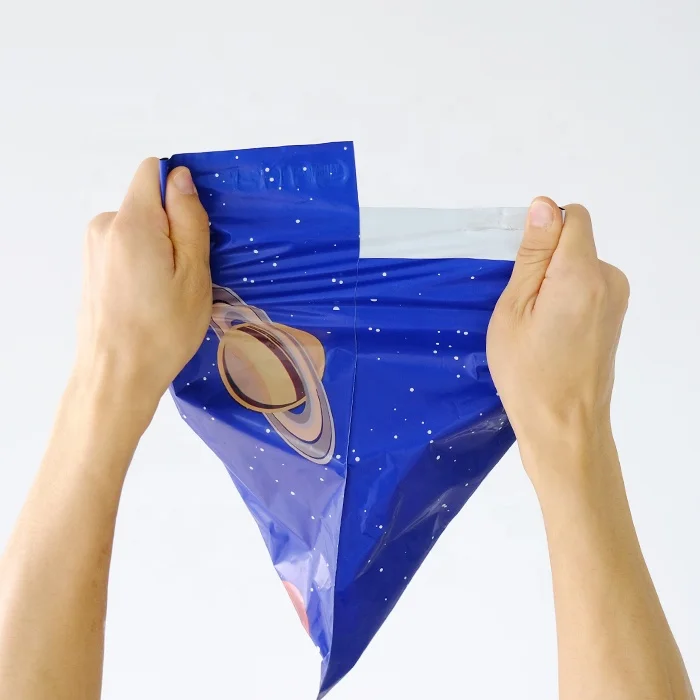 Полиэтиленовые пакеты с пластиковыми конвертами