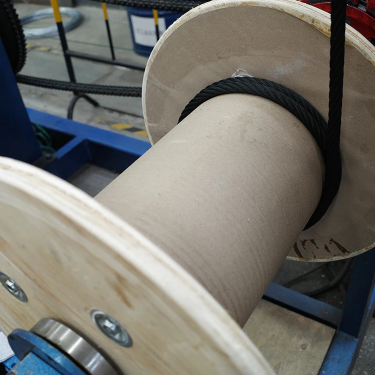 Outdoor Playground Climbing Rope Polyester Combination Rope With Wooden Tray Packing