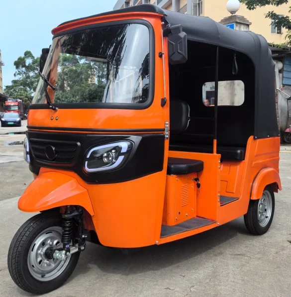 Chinese factory tricycle 3 wheel motorcycle tuk tuk gasoline tricycle other motorcycle passenger tricycle to load people