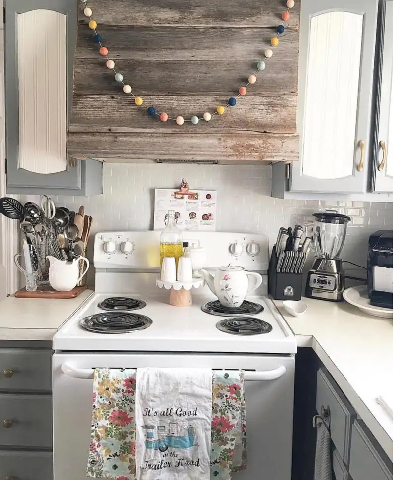 
handmade wool felt ball garland by sheep 