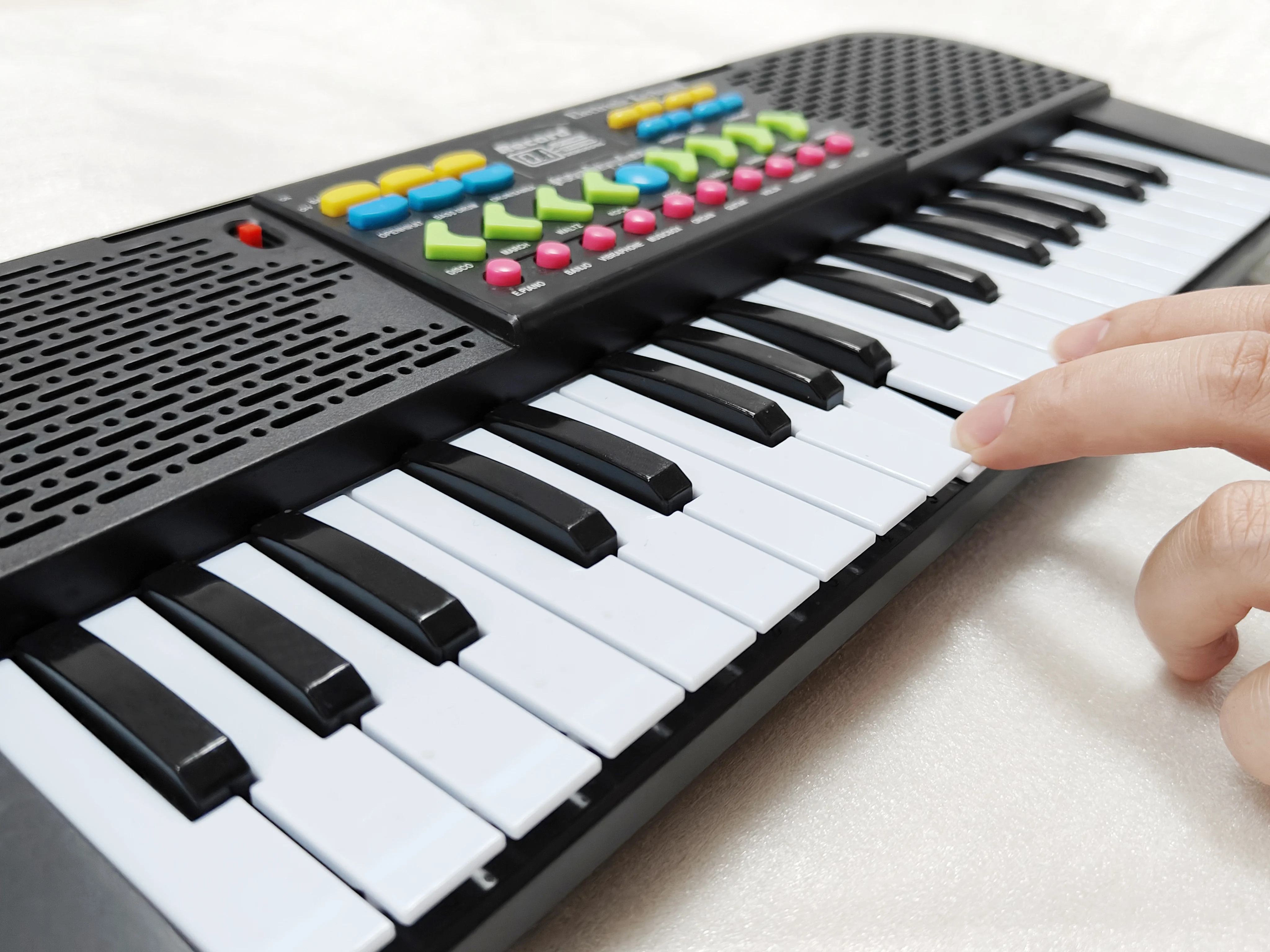 Wholesale Best Price Electronic Keyboard 37 Keys Piano Electric Organ with USB and Microphone for Kid