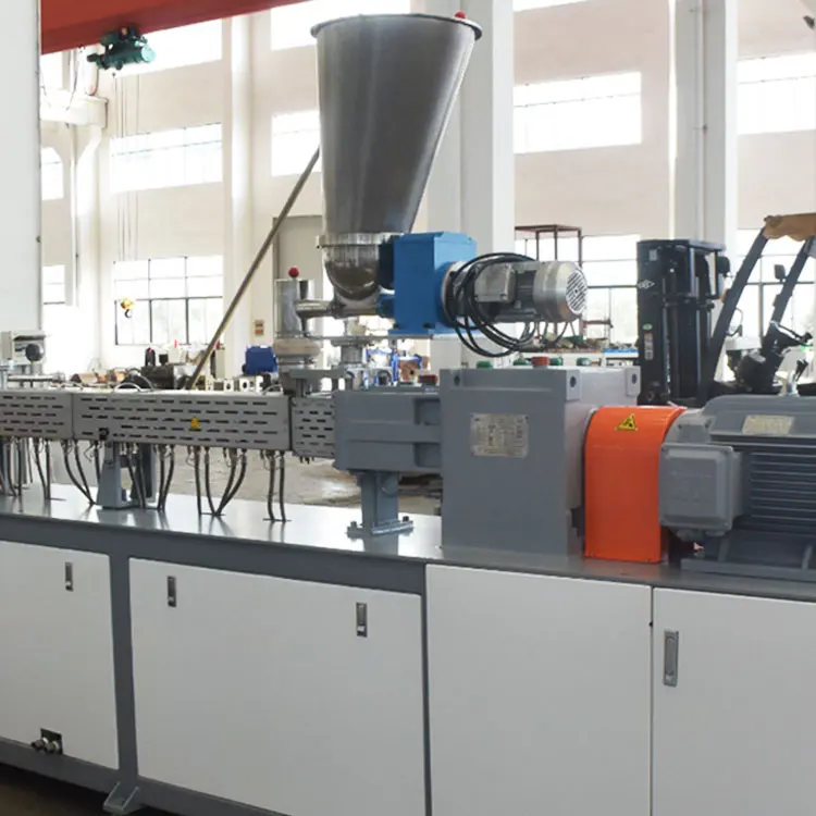 Professional Factory Price Masterbatch Twin Screw Extruder Machine