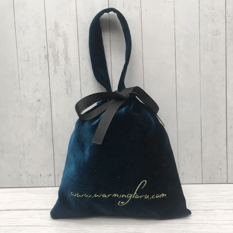 Velvet storage bag travel underwear cosmetic bag with hand drawstring drawstring pocket