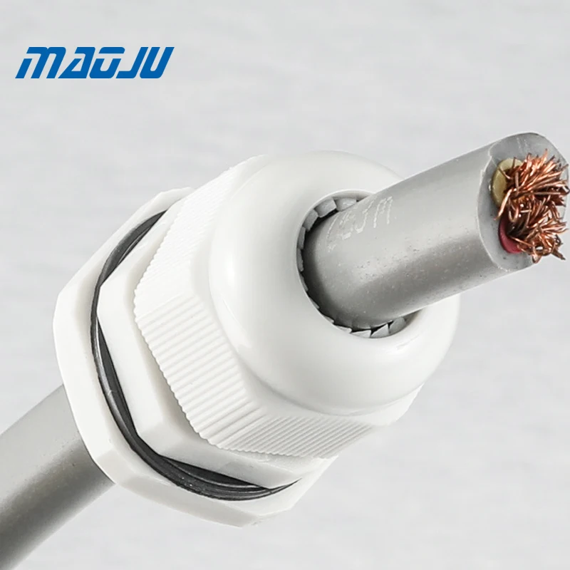 Заводские Оптовые продажи IP68 CE Rohs PG Тип Водонепроницаемый Нейлон PG13.5 кабельных желез