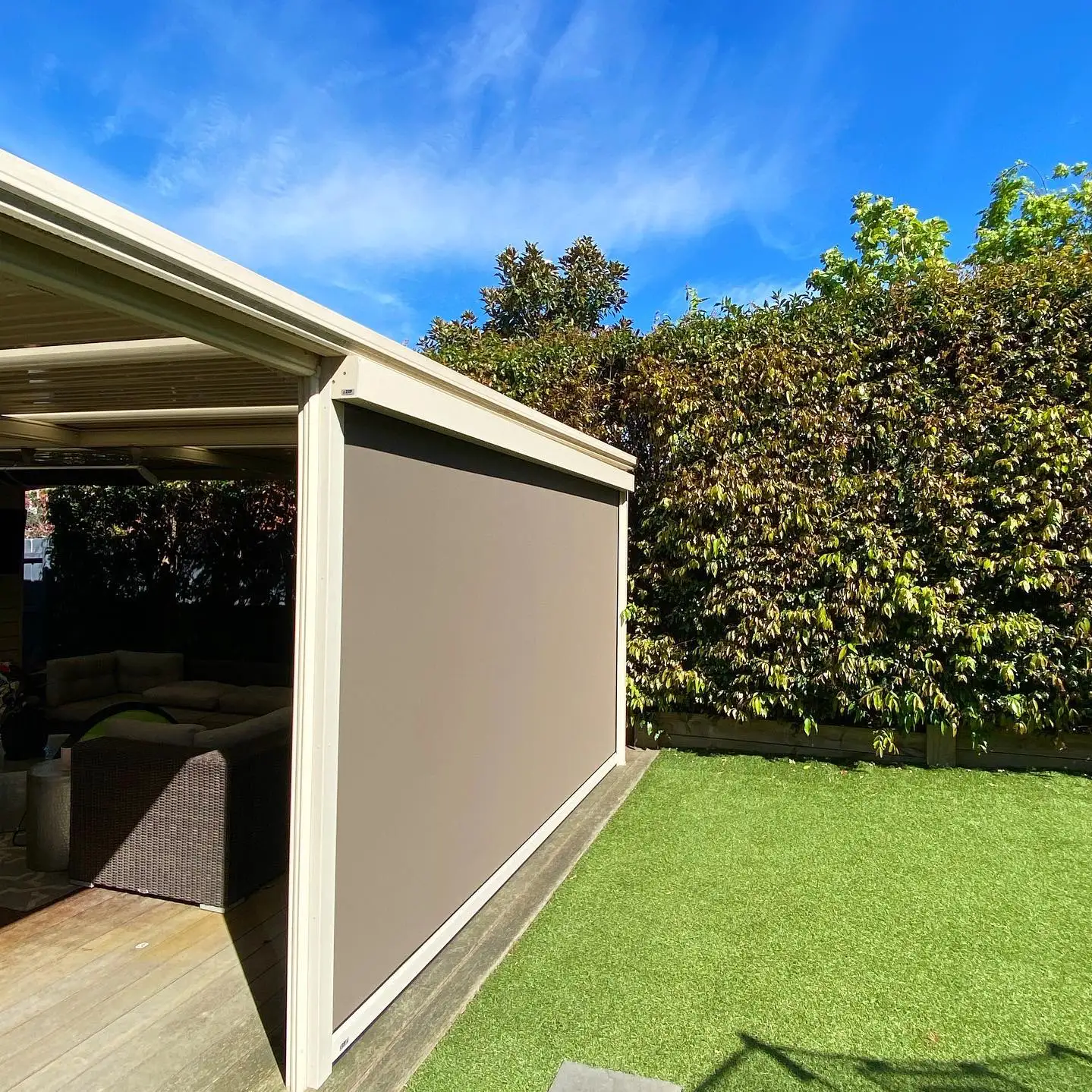 Natural Sunscreen Windproof Waterproof Motorized Remote Control Motor Smart Outdoor Clear Plastic Roller Blinds