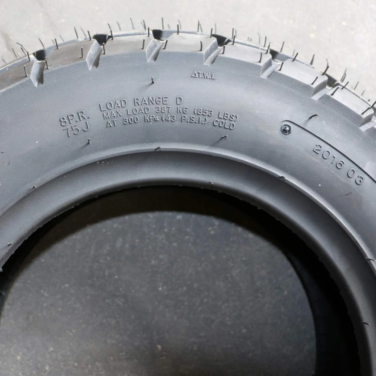 Hot sale motorcycle tires 130/90-10 high performance nylon motorcycle rate