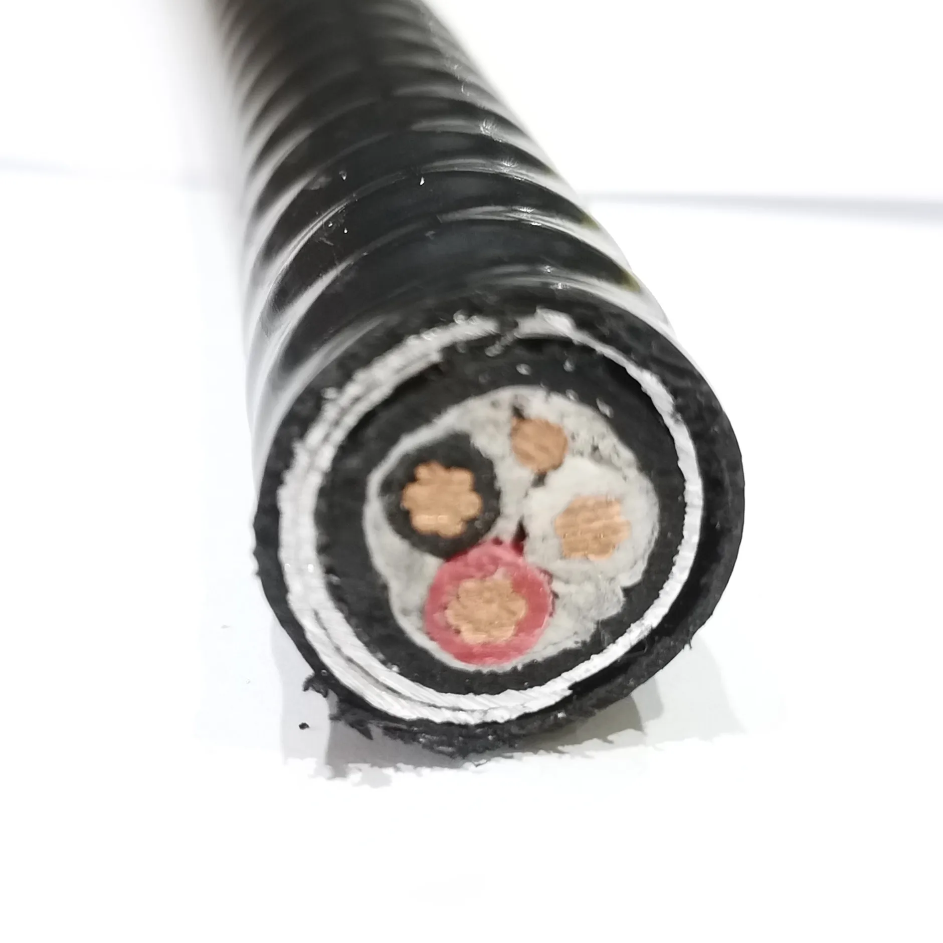 CSA Electric Power Cables 3 CONDUCTOR #6 AWG  XLPE RW90  ALUMINUM ARMOURED 1000 V 600V -40C Direct Burial