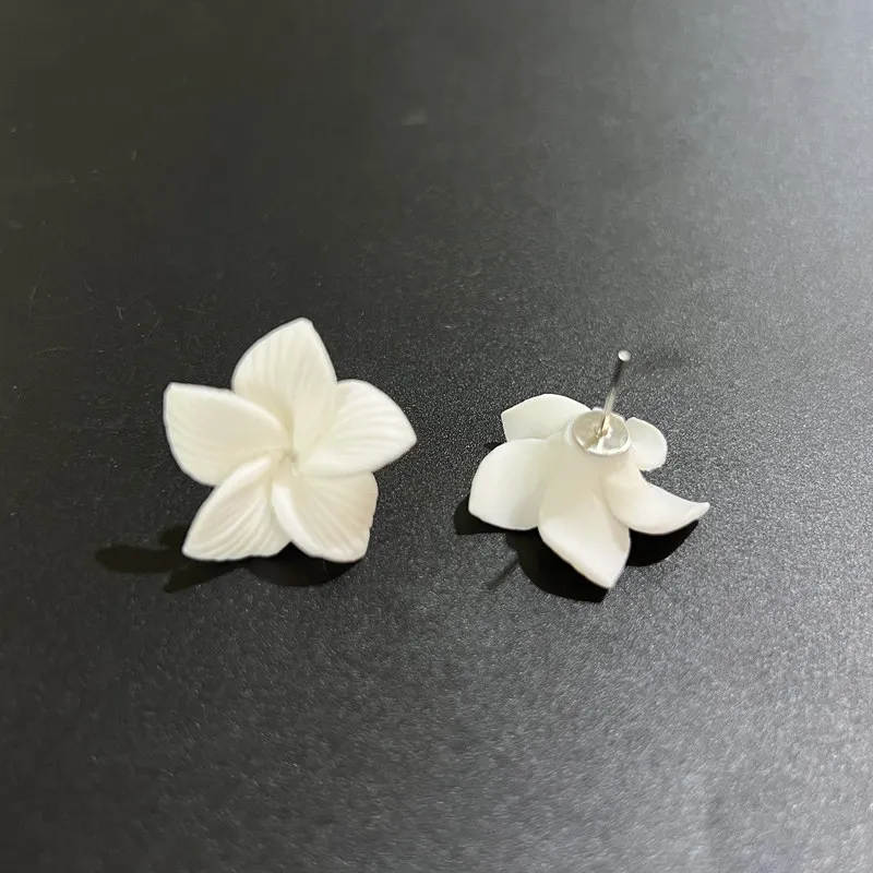 ROMANTIC Handmade Women Jewelry Accessories White Color Ceramic Flower Earrings