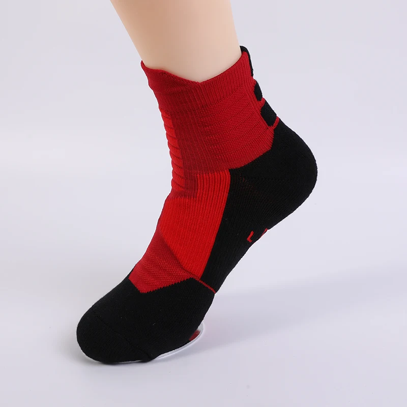 
Custom logo athletic socks sports compression socks anti-bacterial cotton polyester elastane sports sock 
