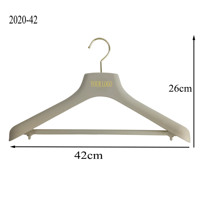 Wholesale Durable Classic White Wide Shoulder Dress Clothes Velvet Coat Hanger With Gold Chrome Hook For Clothing Display