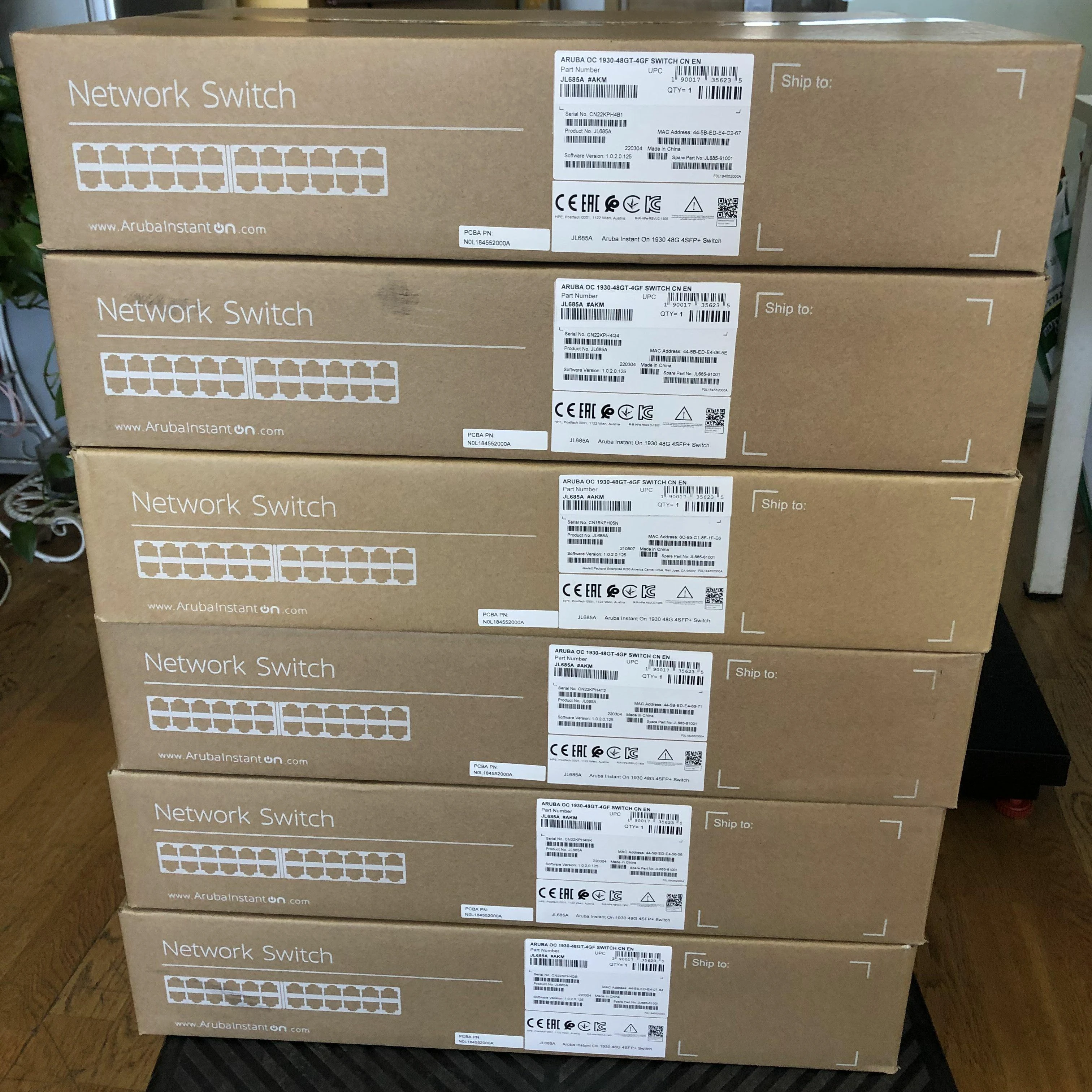 Aruba JL685A Instant на 1930 48G 4SFP/SFP +